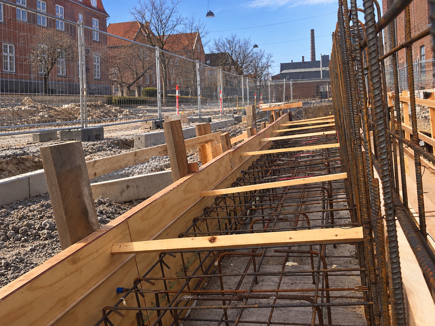 AI-redigeret miljøillustration af forskalling og armering på byggeplads